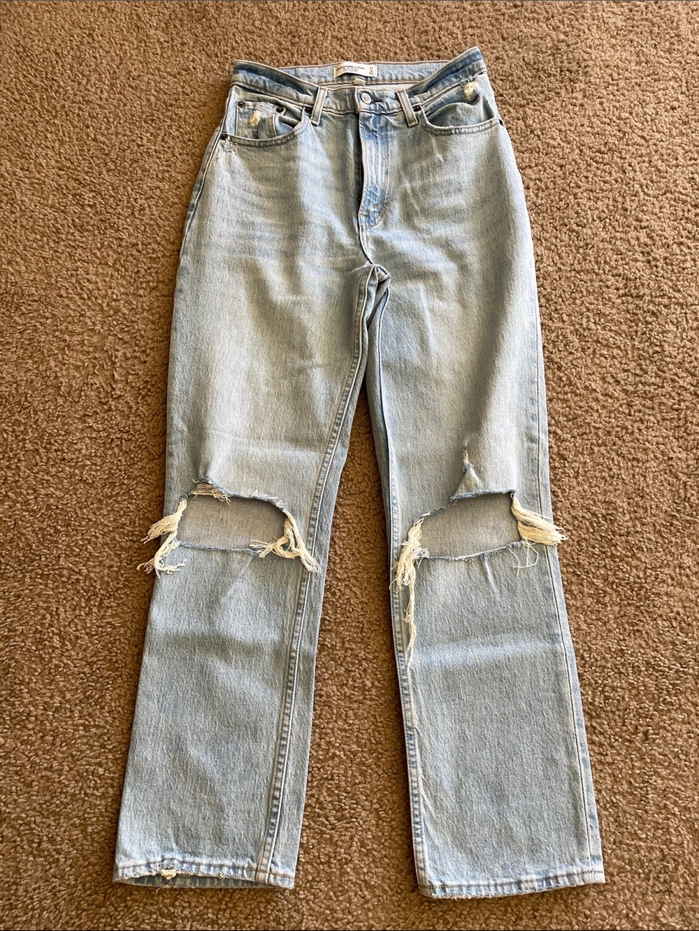 Abercrombie & Fitch Light Wash Distressed 90s Straight Ultra High Rise Jeans